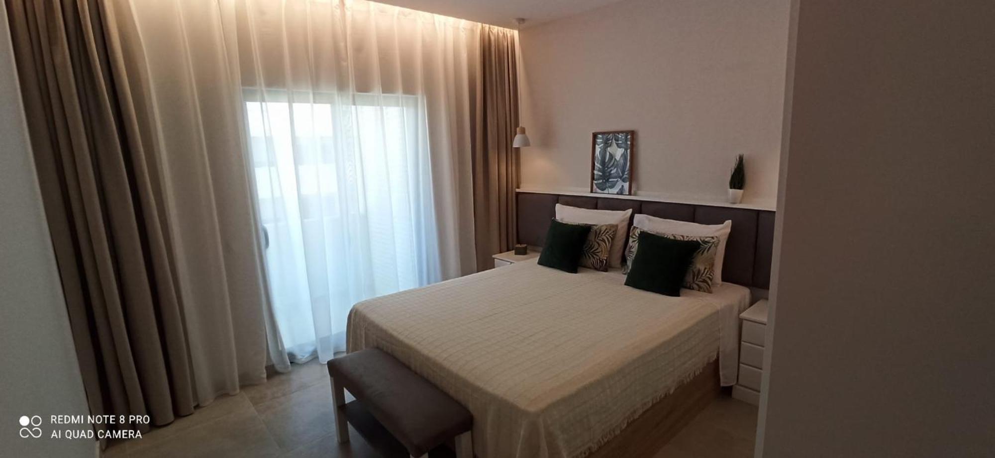 Lagos Fly & Sea View Apartment Bagian luar foto